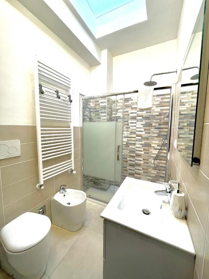 Lugaro Guest House Турин Экстерьер фото