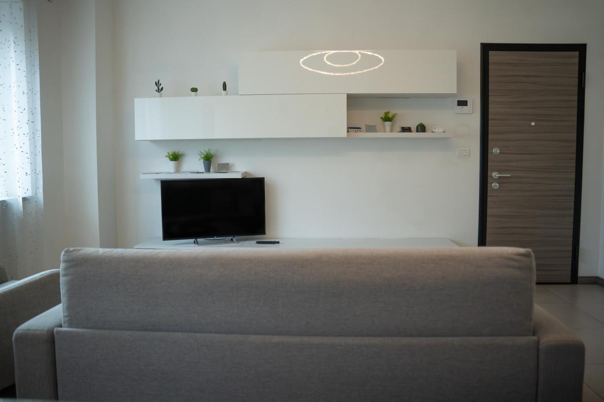 Lugaro Guest House Турин Экстерьер фото